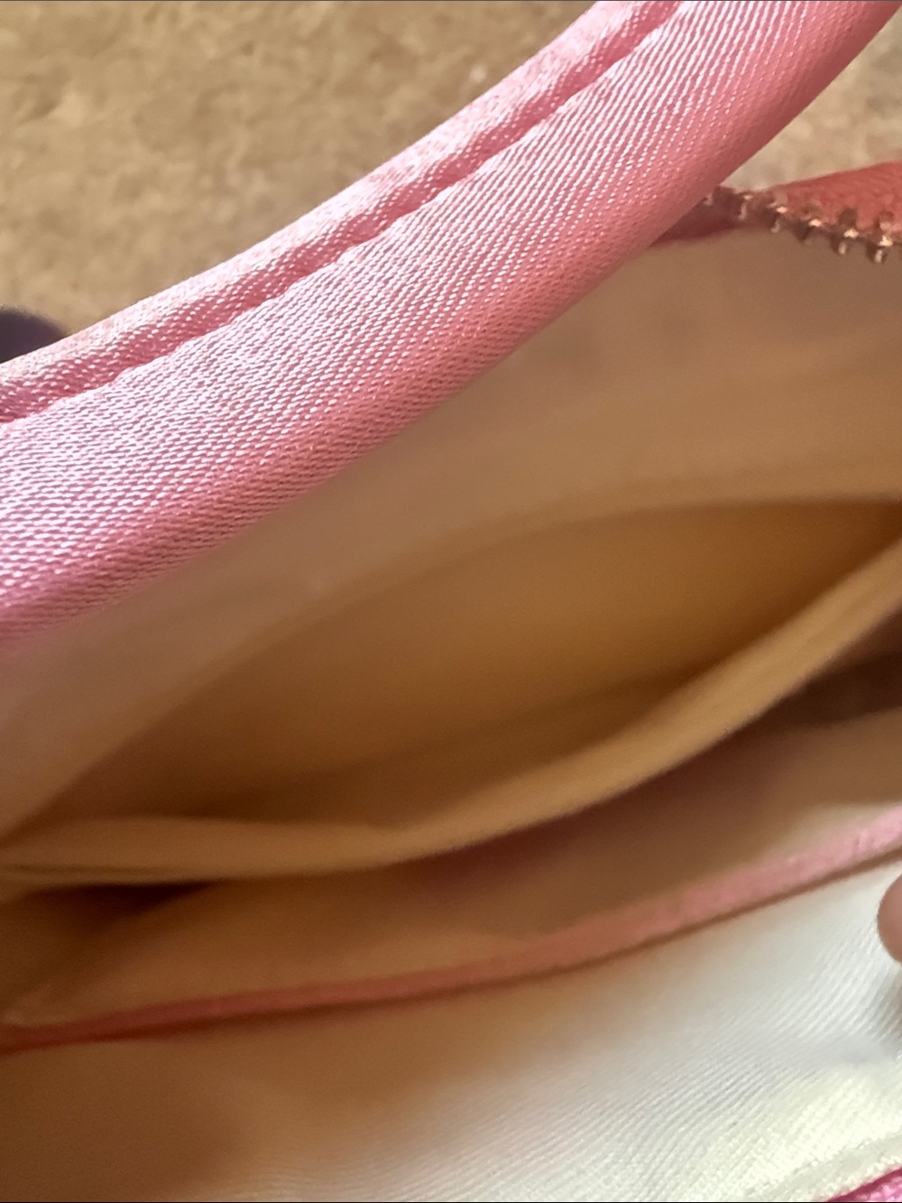 Ruffle pink Satin Shoulder purse with a ribbon bow that you have to tie - Picture 5 of 6